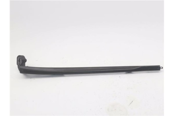 Recambio de brazo limpiaparabrisas delantero izquierdo para seat leon (1p1) 1.4 tsi referencia OEM IAM 1P0955409A  