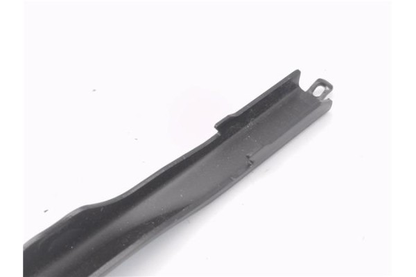 Recambio de brazo limpiaparabrisas delantero izquierdo para seat leon (1p1) 1.4 tsi referencia OEM IAM 1P0955409A  