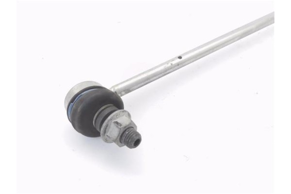 Recambio de bieleta izquierda estabilizadora delantero para seat leon (1p1) 1.4 tsi referencia OEM IAM 1K0411315K  
