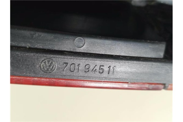 Recambio de piloto trasero derecho para volkswagen transporter iv furgón (70xa) 2.5 tdi referencia OEM IAM 70194511  