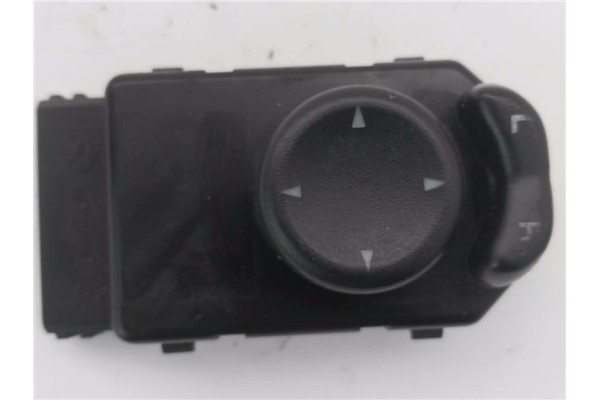 Recambio de mando retrovisor electrico para jeep cherokee (kj) 2.5 crd básico referencia OEM IAM 39754D 56010093AA 
