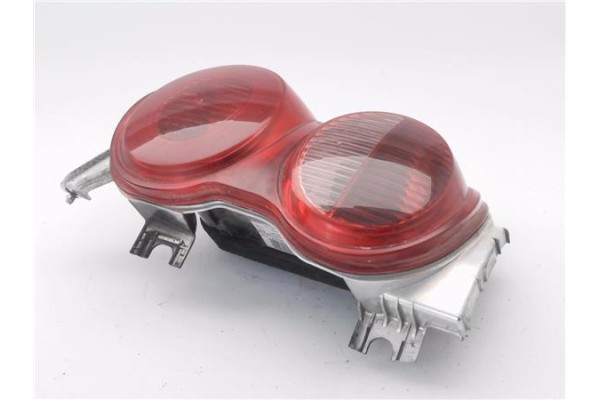 Recambio de piloto trasero izquierdo para smart fortwo coupe 1.0 fortwo coupe (52kw) referencia OEM IAM A4518200164  