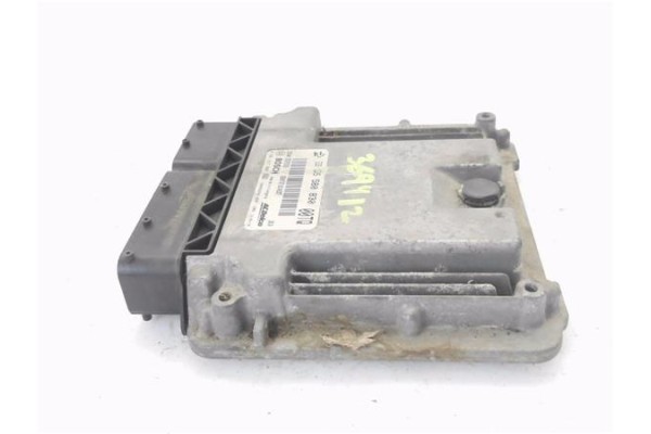 Recambio de centralita para opel corsa d 1.3 cdti referencia OEM IAM 55575350 281017960 