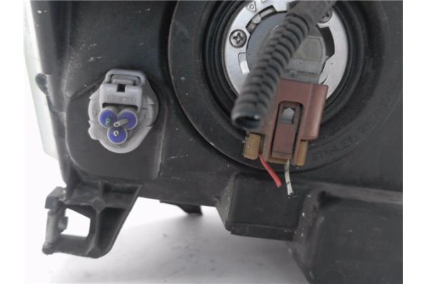 Recambio de faro delantero izquierdo para toyota corolla verso (r1) 2.2 d-4d referencia OEM IAM 7357230400  