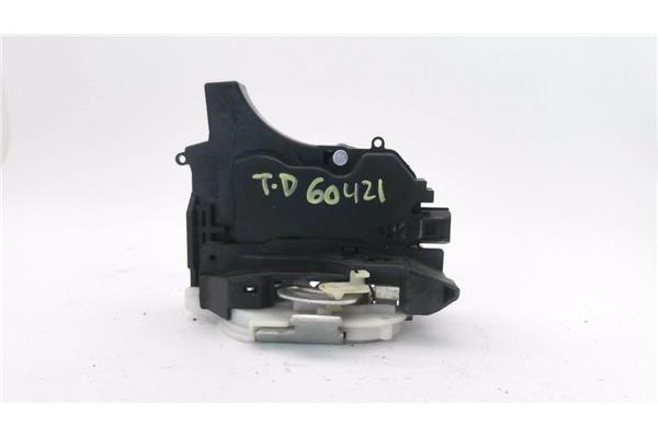 Recambio de cierre electromagnetico trasero derecho para mitsubishi outlander (cw0) 2.0 di-d intense referencia OEM IAM MN145876