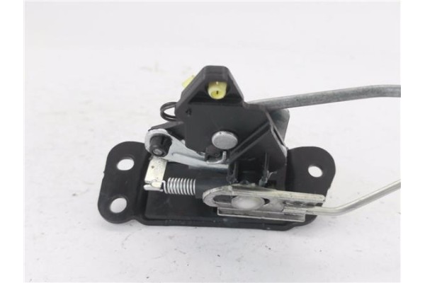Recambio de cerradura porton para hyundai i20 (pb) 1.2 referencia OEM IAM 812301J 812301J010 