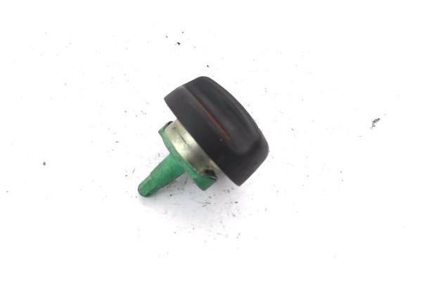 Recambio de tapon combustible para bmw serie 7 (e65/e66) 3.0 730d referencia OEM IAM 16117193381  