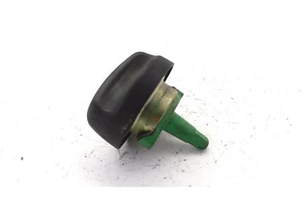 Recambio de tapon combustible para bmw serie 7 (e65/e66) 3.0 730d referencia OEM IAM 16117193381  