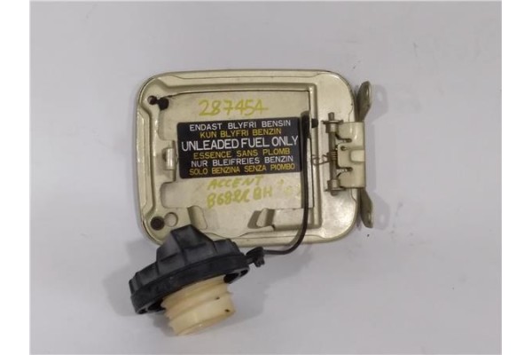 Recambio de tapa exterior combustible para hyundai accent sedán (lc) 1.3 referencia OEM IAM 6950025010  