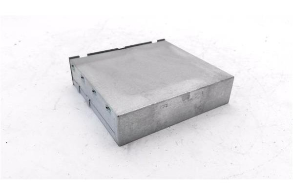 Recambio de módulo electrónico para bmw serie 1 berlina (e81/e87) 2.0 118d referencia OEM IAM 6142912708801 8ES00947920 