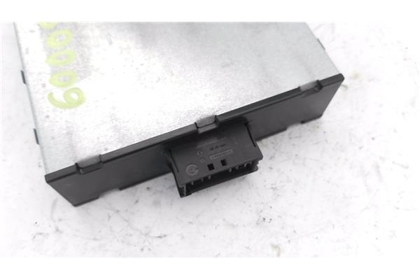 Recambio de módulo electrónico para bmw serie 1 berlina (e81/e87) 2.0 118d referencia OEM IAM 6142912708801 8ES00947920 