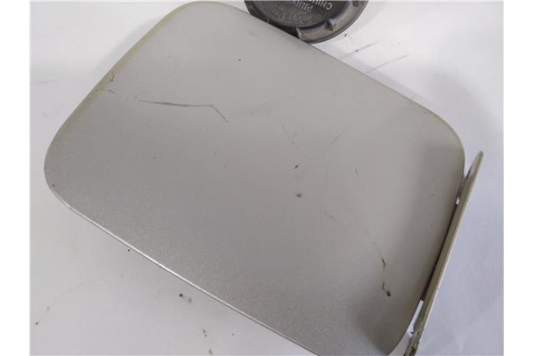 Recambio de tapa exterior combustible para hyundai accent sedán (lc) 1.3 referencia OEM IAM 6950025010  
