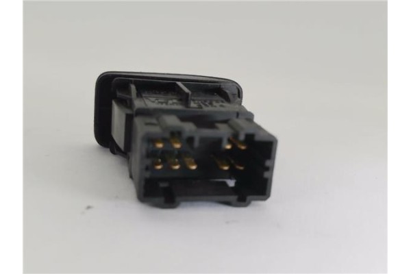 Recambio de interruptor luces emergencia para honda cr-v (rd8) 2.0 referencia OEM IAM M19620  