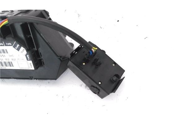 Recambio de mando regulacion altura asiento delantero izquierdo para mercedes-benz clase s (bm 220) berlina 5.0 500 (220.075) re