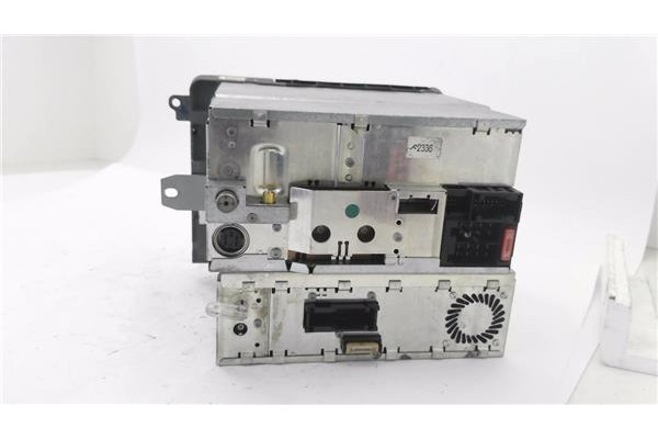 Recambio de autoradio para mercedes-benz clase s (bm 220) berlina 5.0 500 (220.075) referencia OEM IAM A2208207126 7,61E+09 