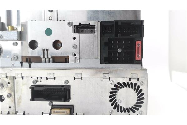 Recambio de autoradio para mercedes-benz clase s (bm 220) berlina 5.0 500 (220.075) referencia OEM IAM A2208207126 7,61E+09 