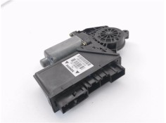 Recambio de motor elevalunas trasero izquierdo para audi a4 berlina (8e) 2.4 referencia OEM IAM 105848103 130821767 