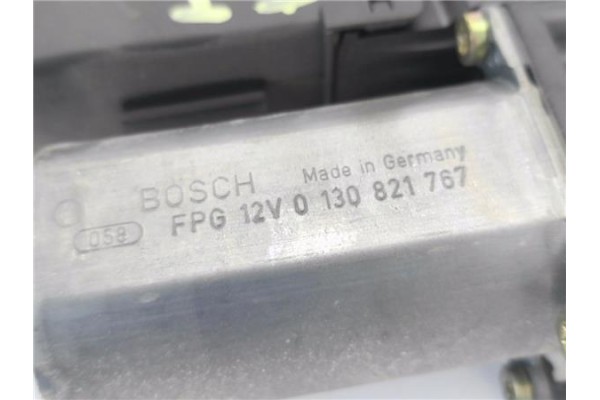 Recambio de motor elevalunas trasero izquierdo para audi a4 berlina (8e) 2.4 referencia OEM IAM 105848103 130821767 