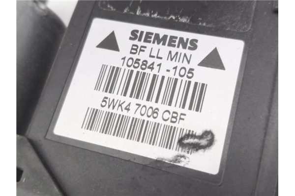 Recambio de motor elevalunas delantero derecho para audi a4 berlina (8e) 2.4 referencia OEM IAM 105841105 130821764 