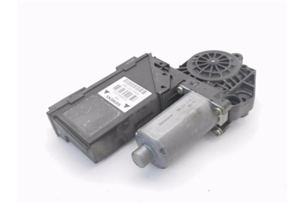 Recambio de motor elevalunas trasero derecho para audi a4 berlina (8e) 2.4 referencia OEM IAM 105849103 130821766 