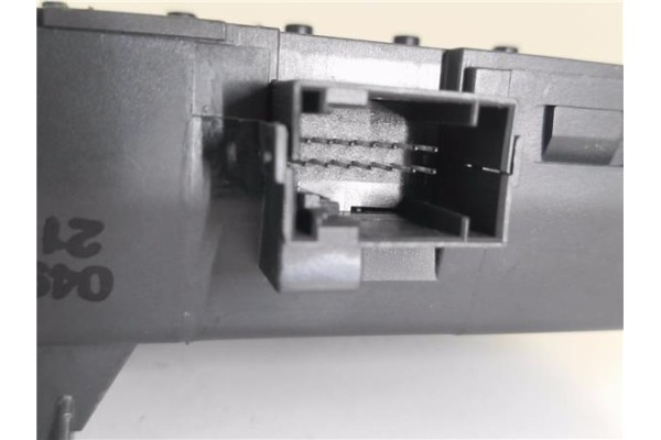 Recambio de centralita asientos para mercedes-benz clase s (bm 220) berlina 5.0 500 (220.075) referencia OEM IAM 2208000378  