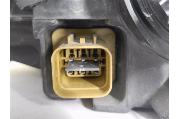 Recambio de faro delantero izquierdo para chevrolet epica 2.0 lt referencia OEM IAM E131963  