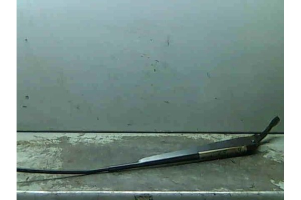 Recambio de brazo limpiaparabrisas delantero para ford fiesta v (jh_, jd_) 1.4 16v referencia OEM IAM   