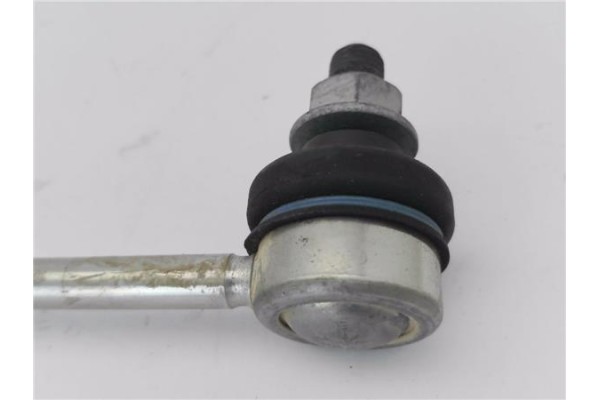 Recambio de barra estabilizadora trasero para seat leon (1p1) 1.2 reference referencia OEM IAM 1K0411315K  