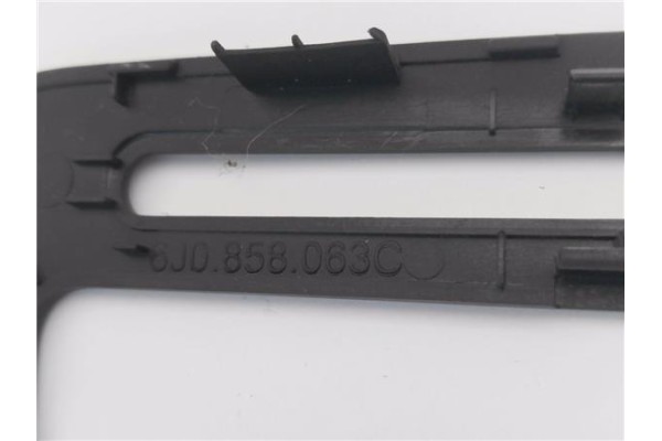Recambio de embellecedor consola central para seat ibiza berlina (6j5) 1.2 referencia OEM IAM 6J0858063C  