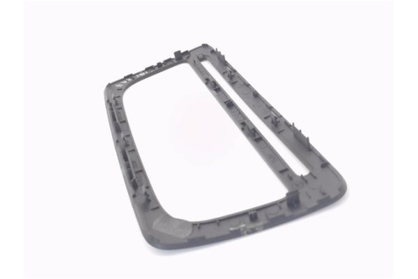 Recambio de embellecedor consola central para seat ibiza berlina (6j5) 1.2 referencia OEM IAM 6J0858063C  