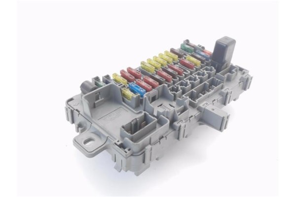 Recambio de caja fusibles/rele para honda crx (eg/eh) 1.6 i vti (eg2) referencia OEM IAM 38600SH3  