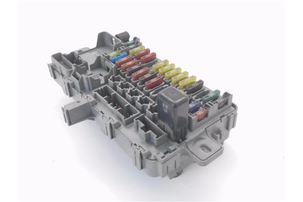 Recambio de caja fusibles/rele para honda crx (eg/eh) 1.6 i vti (eg2) referencia OEM IAM 38600SH3  