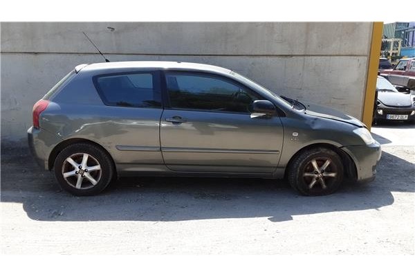 toyota corolla (e12) del año 2006