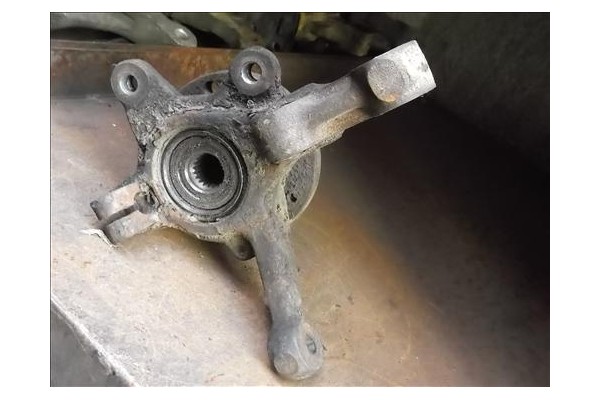 Recambio de mangueta delantero derecha para renault 11 (b/c37_) 1.4 (b/c372, b/c37c) referencia OEM IAM   
