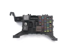 CAJA FUSIBLES/RELE 4X4314A073AE 518904206 