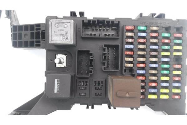 Recambio de caja fusibles/rele para jaguar x-type 2.0 d executive referencia OEM IAM 4X4314A073AE 518904206 