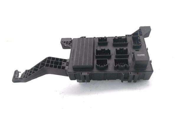 Recambio de caja fusibles/rele para jaguar x-type 2.0 d executive referencia OEM IAM 4X4314A073AE 518904206 
