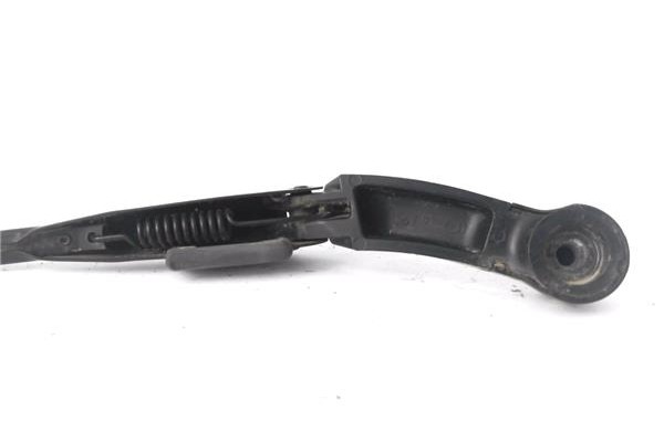 Recambio de brazo limpiaparabrisas trasero para honda cr-v (rd8) 2.0 referencia OEM IAM S9AARR  