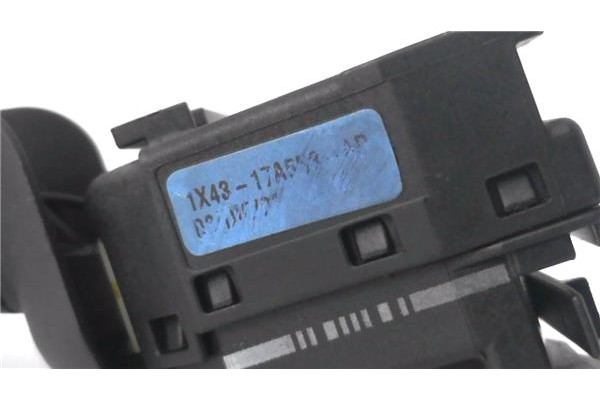 Recambio de mando limpiaparabrisas para jaguar x-type 2.0 d executive referencia OEM IAM 1X4317A553AD  