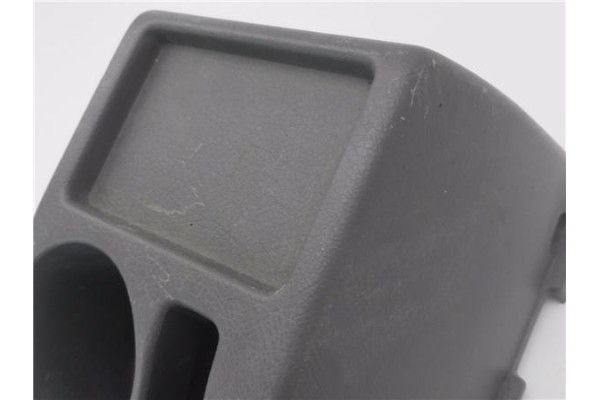 Recambio de embellecedor consola central para suzuki vitara (se/sf/et) 1.6 i 16v (et, ta02) referencia OEM IAM 7392179E  
