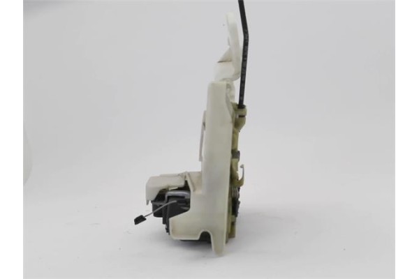 Recambio de cierre electromagnetico delantero izquierdo para volkswagen polo iv (9n1) 1.4 tdi referencia OEM IAM 3B1837015AQ  