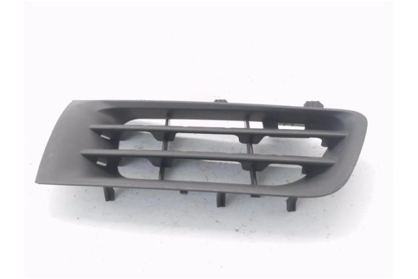 Recambio de rejilla paragolpes delantero derecha para renault megane ii berlina 3p 1.5 authentique confort referencia OEM IAM 82