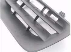 Recambio de rejilla paragolpes delantero derecha para renault megane ii berlina 3p 1.5 authentique confort referencia OEM IAM 82
