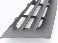 Recambio de rejilla paragolpes delantero derecha para renault megane ii berlina 3p 1.5 authentique confort referencia OEM IAM 82