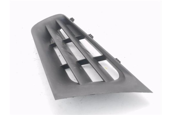Recambio de rejilla paragolpes delantero izquierda para renault megane ii berlina 3p 1.5 authentique confort referencia OEM IAM 