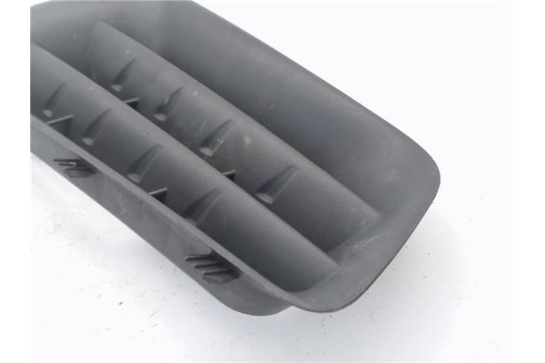 Recambio de rejilla paragolpes delantero izquierda para renault megane ii berlina 3p 1.5 authentique confort referencia OEM IAM 