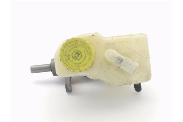 Recambio de bomba freno para seat ibiza berlina (6j5) 1.4 referencia OEM IAM 6R0611301A  
