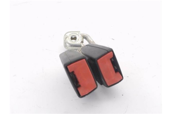 Recambio de anclaje cinturon trasero izquierdo para seat leon (1p1) 1.2 reference referencia OEM IAM 1K0857739M  