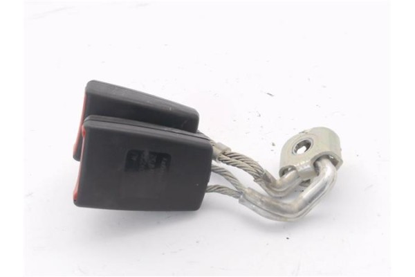 Recambio de anclaje cinturon trasero izquierdo para seat leon (1p1) 1.2 reference referencia OEM IAM 1K0857739M  