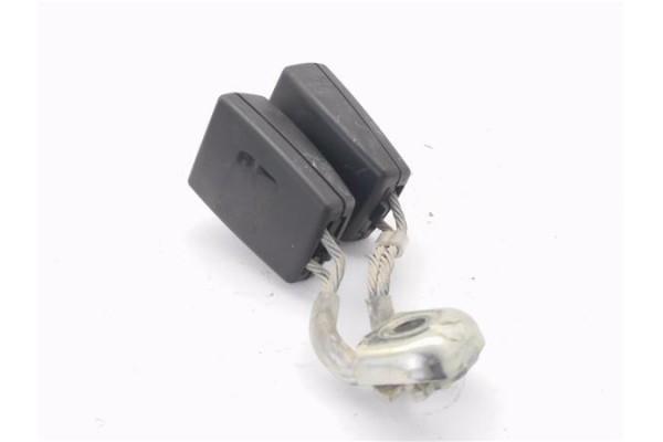 Recambio de anclaje cinturon trasero izquierdo para seat leon (1p1) 1.2 reference referencia OEM IAM 1K0857739M  